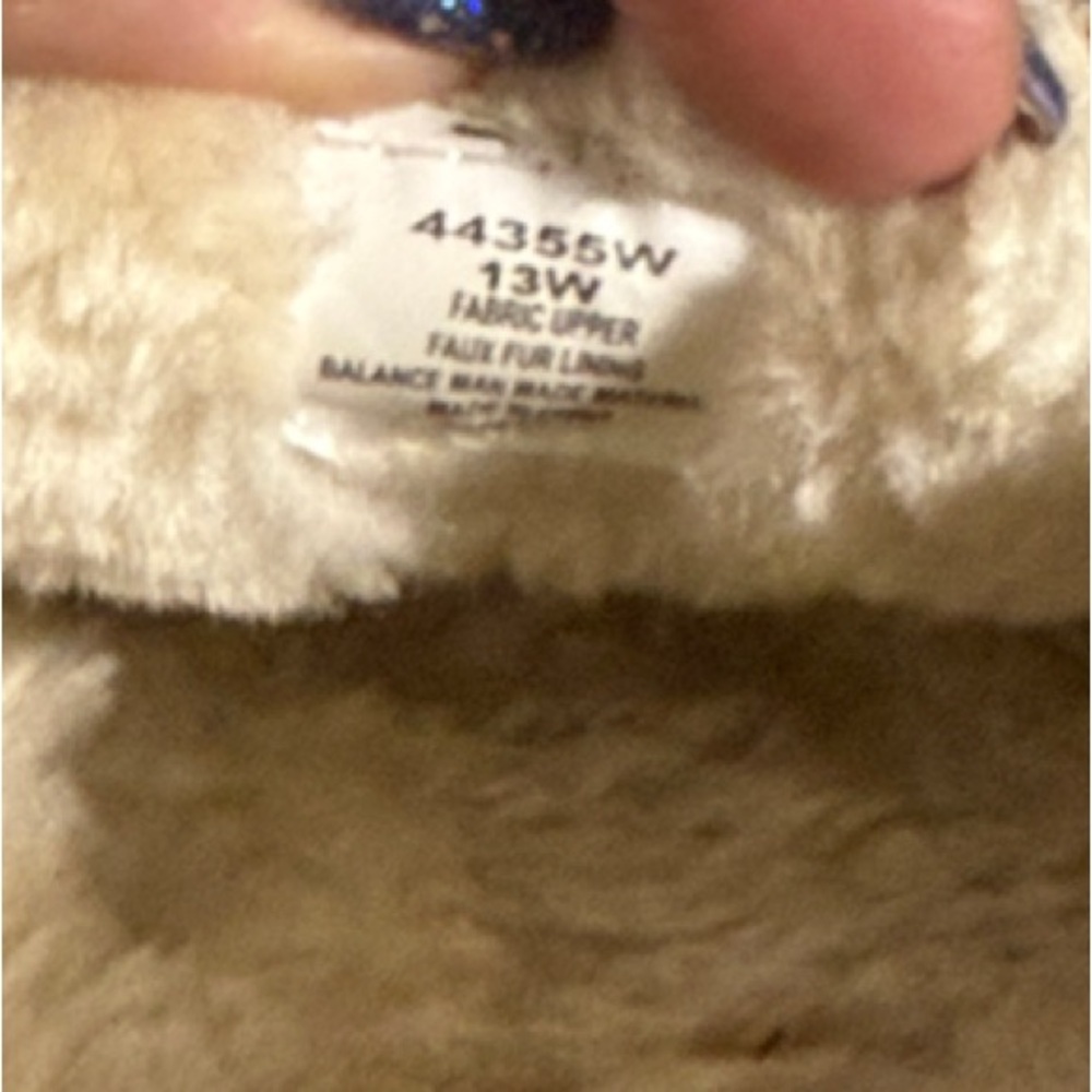 Minnetonka Multi-Color Aztec Pattern Moccasins Wi… - image 4